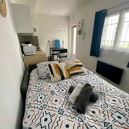 Nid Cosy Au Centre De - 074 * Ρουέν